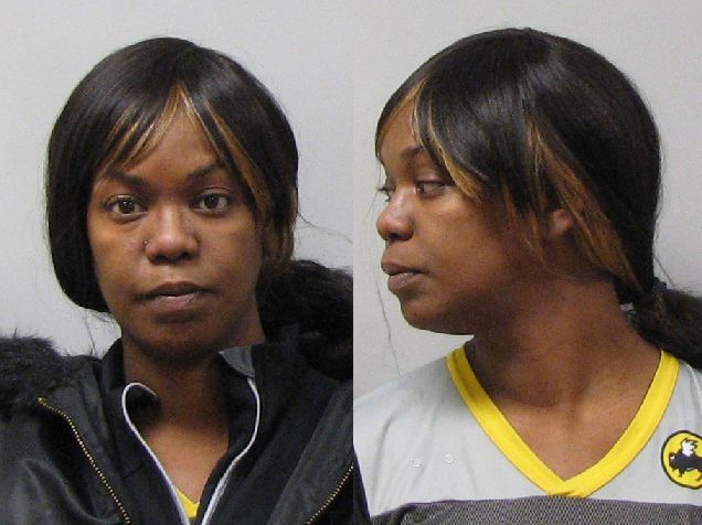 Woman Stabs Boyfriend In The Neck